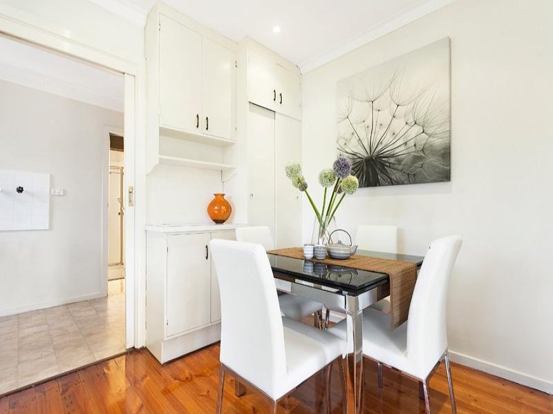 1/2 Valda Avenue, Mont Albert North image 3