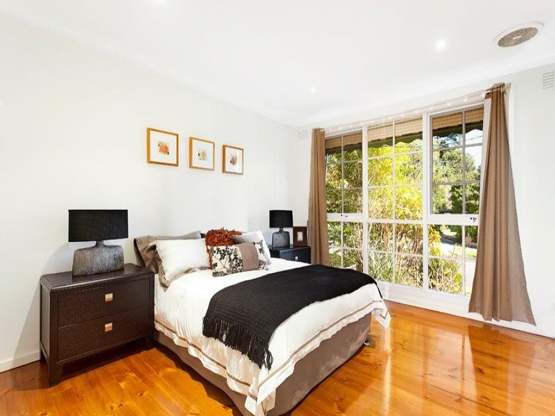 1/2 Valda Avenue, Mont Albert North image 5