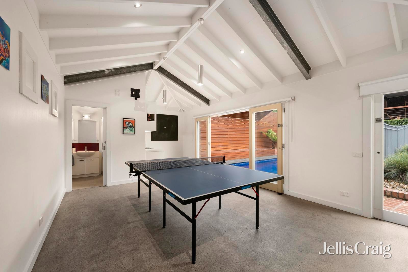 12 Valley Park Drive, Mooroolbark image 11