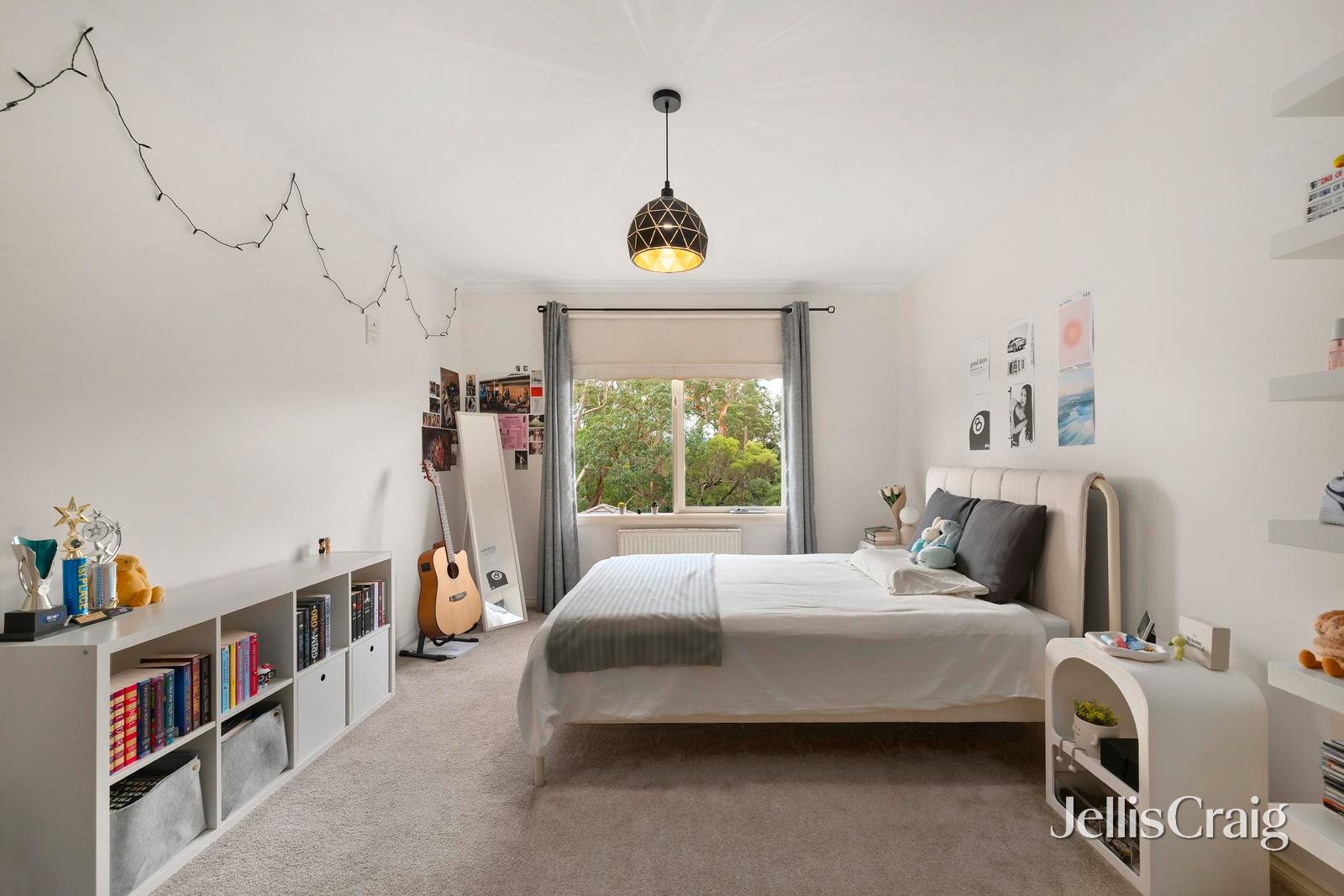 12 Valley Park Drive, Mooroolbark image 15