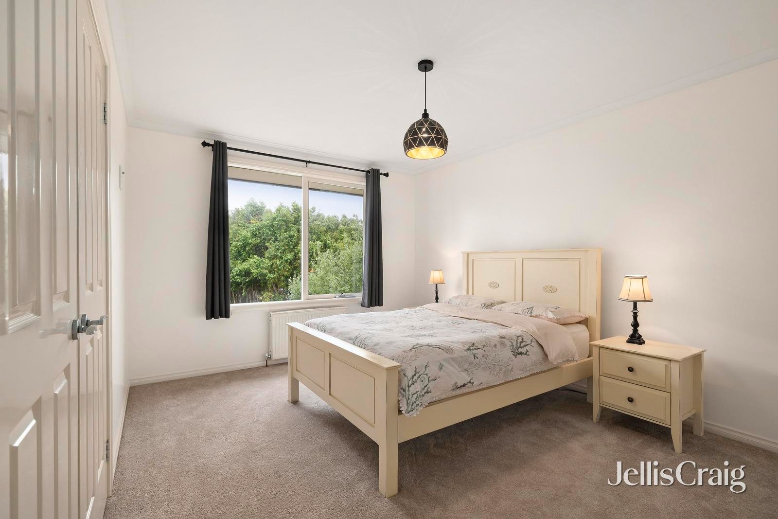 12 Valley Park Drive, Mooroolbark image 16