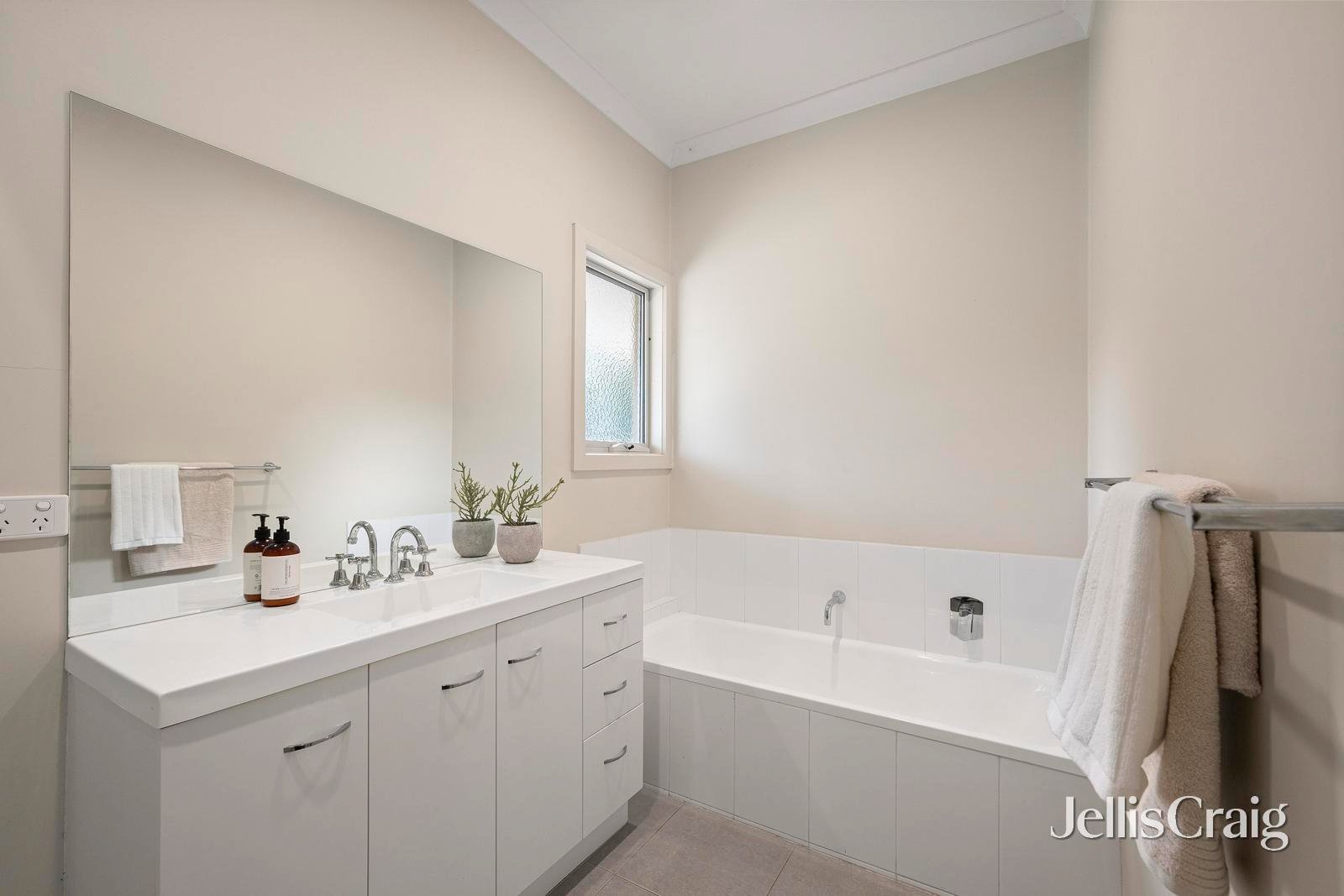 12 Valley Road, Seville image 12