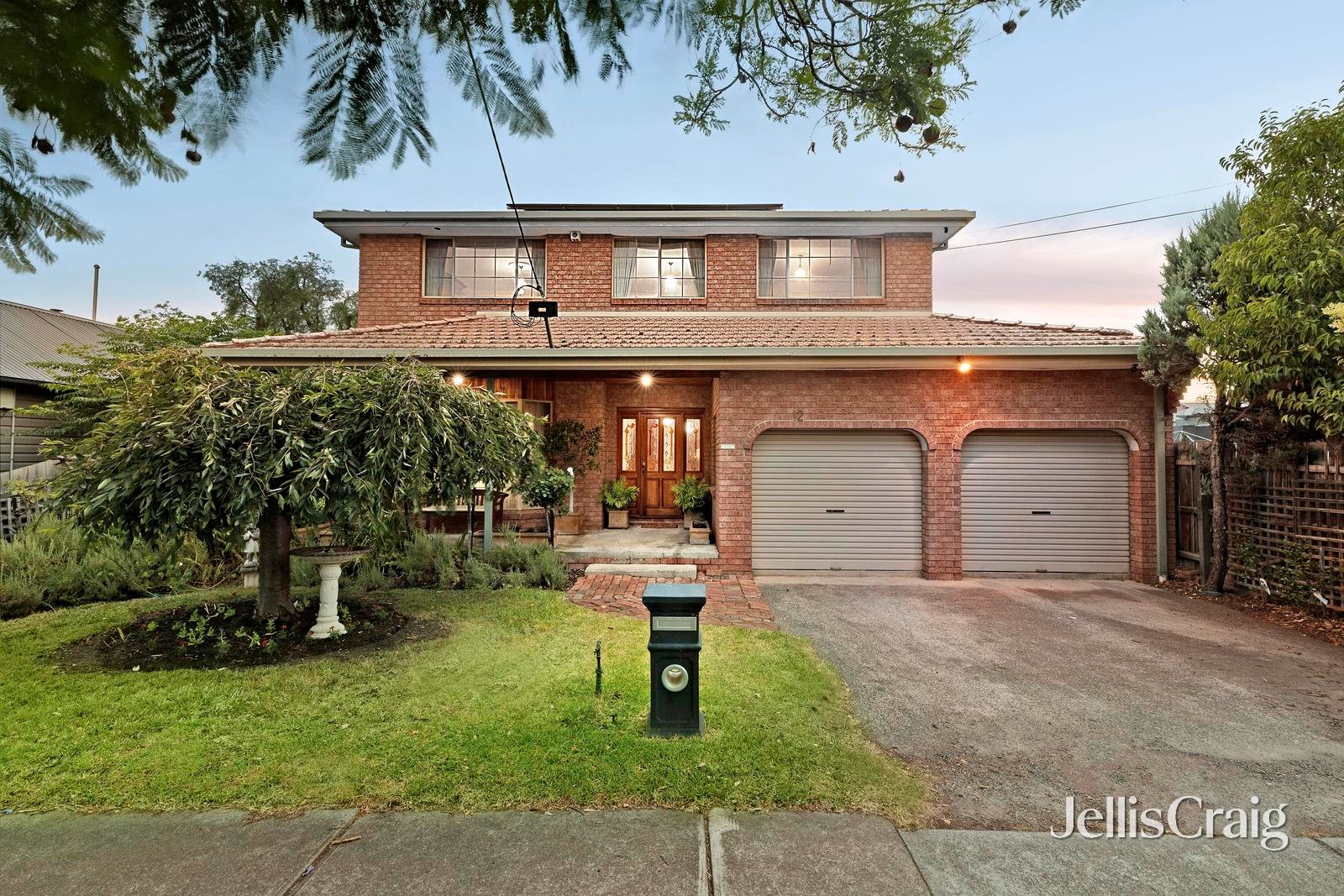 12 Vanberg Road, Essendon image 1