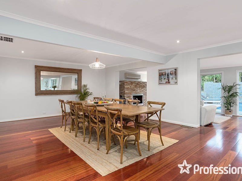 12 View Point Drive, Chirnside Park image 2