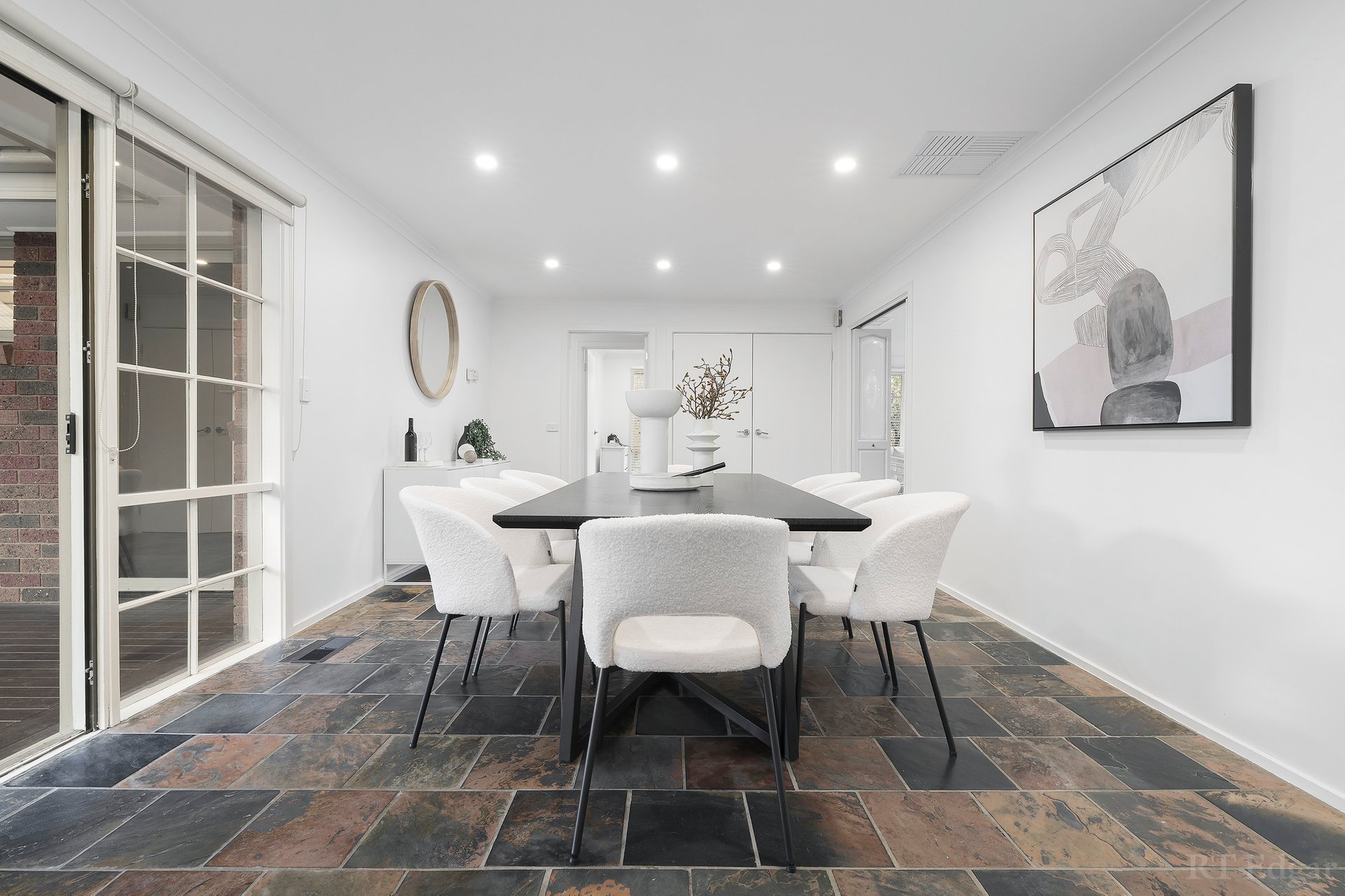 Property Gallery Thumbnail 6