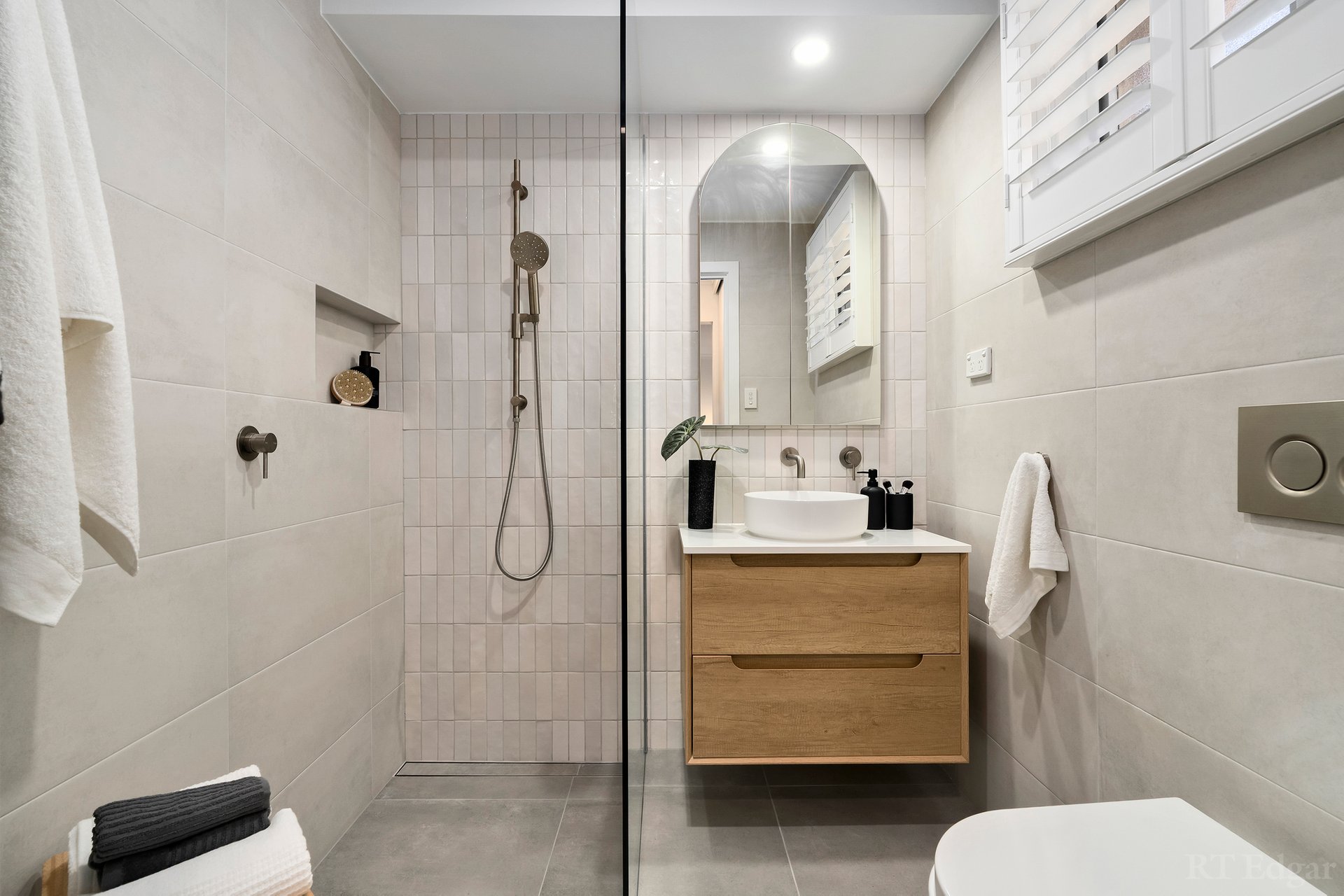 Property Gallery Thumbnail 11