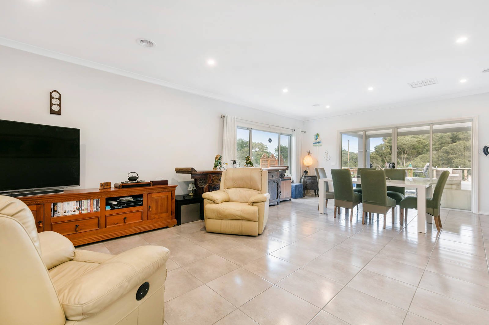 Property Gallery Thumbnail 4