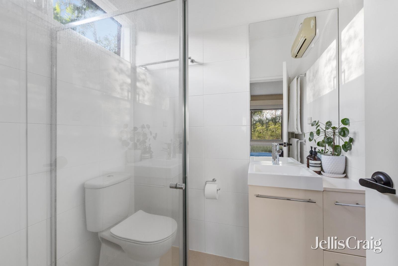12 Wakefield Close, Eltham North image 13