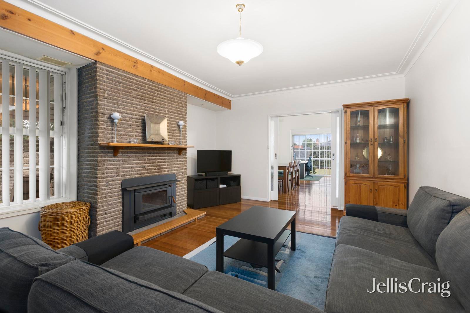 12 Walsh Avenue, Moorabbin image 2