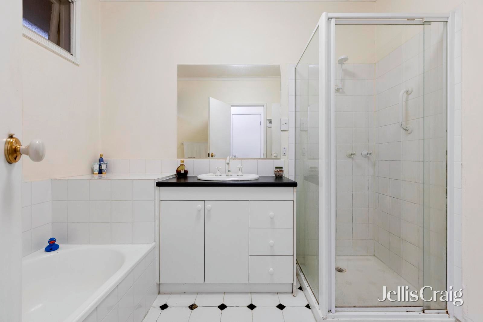 12 Walsh Avenue, Moorabbin image 11