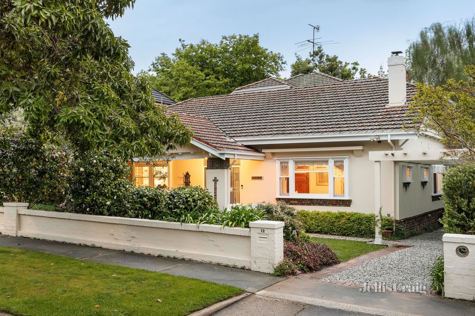 12 Walsh Street, Balwyn image 3