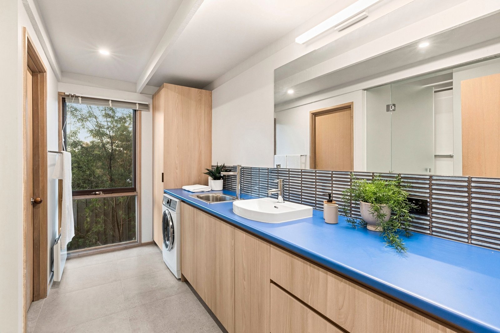 Property Gallery Thumbnail 12