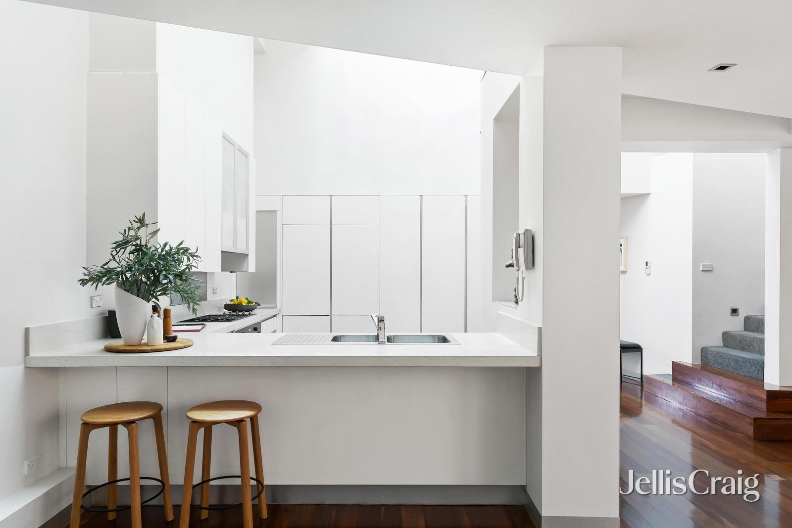 12 Waterloo Place, Richmond image 4