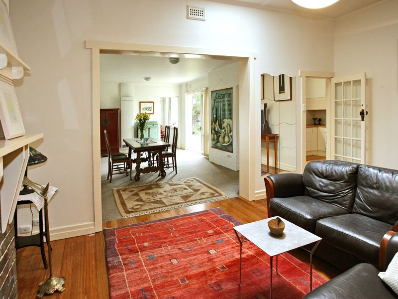12 Wave Street, Elwood image 3