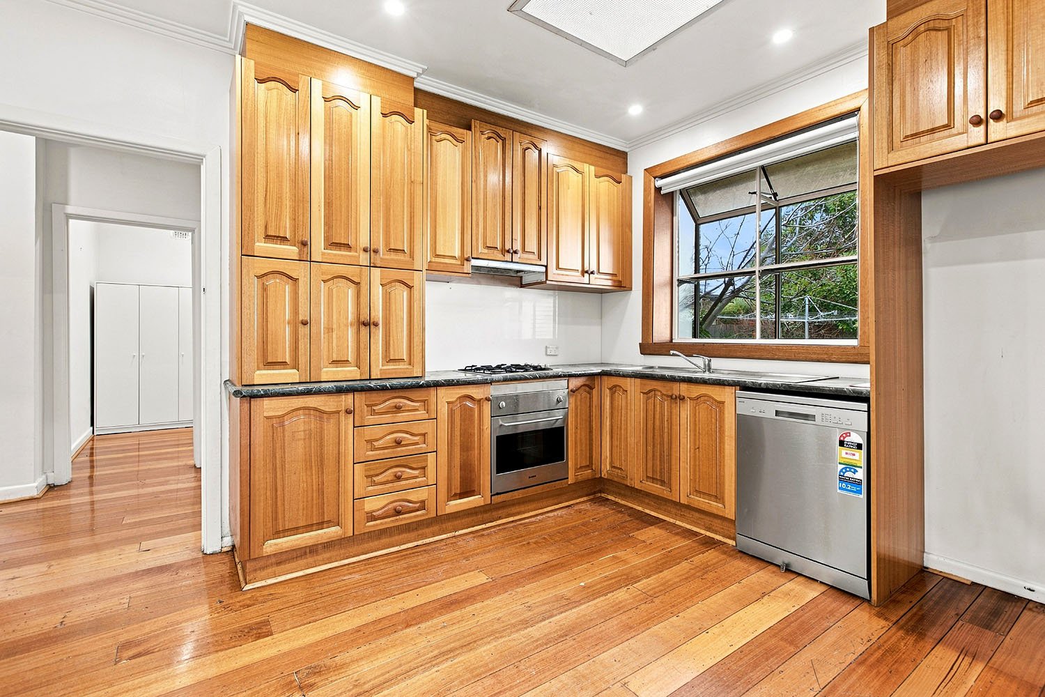 12 Wavell Street, Bentleigh image 3