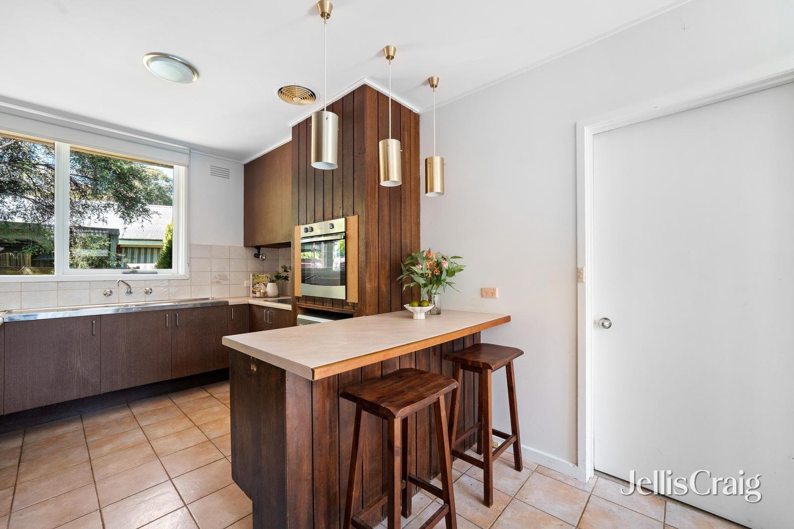 12 Wayne Court, Heathmont image 4