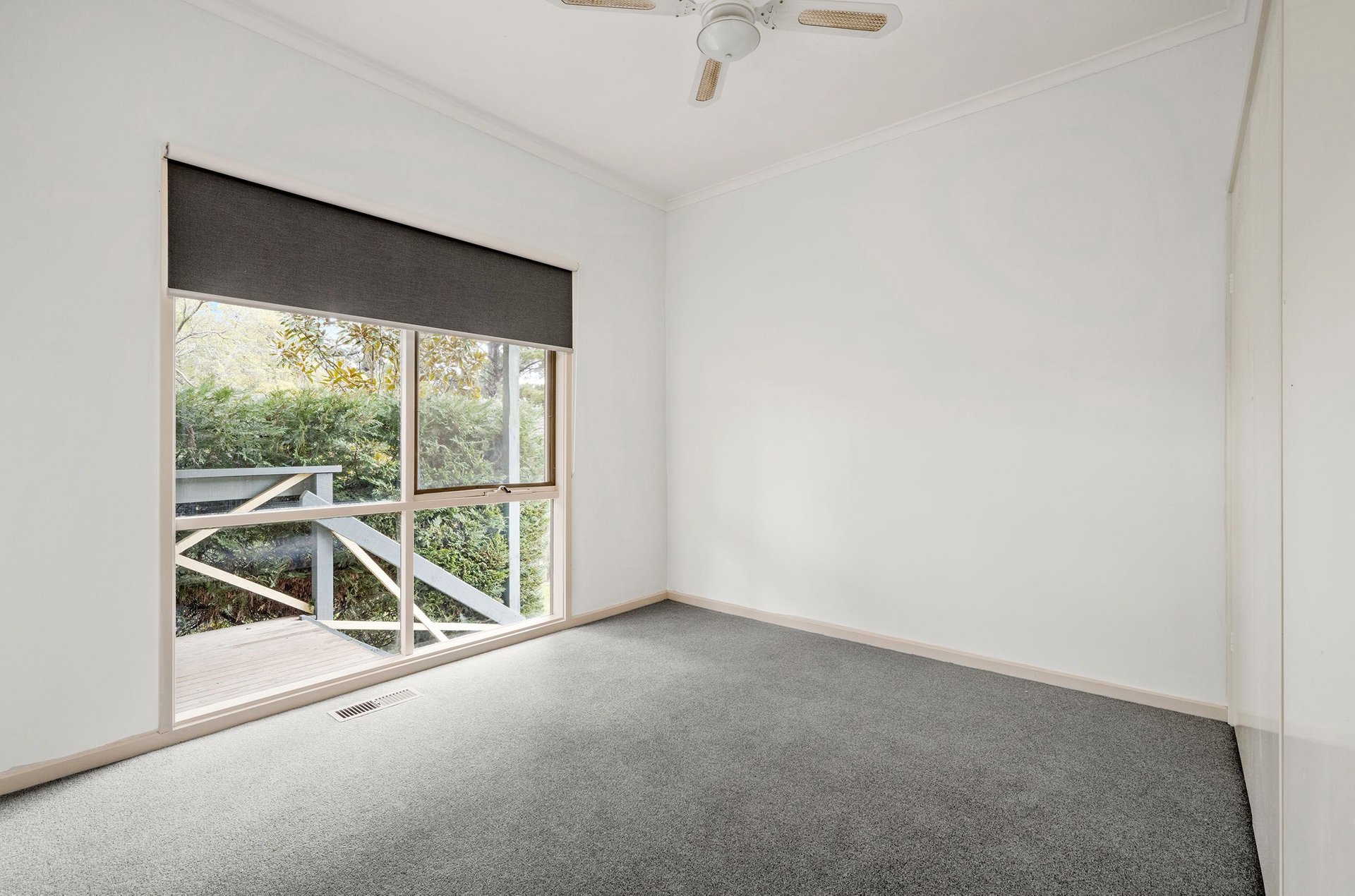 12 Wedderburn Crescent, Mount Evelyn image 6