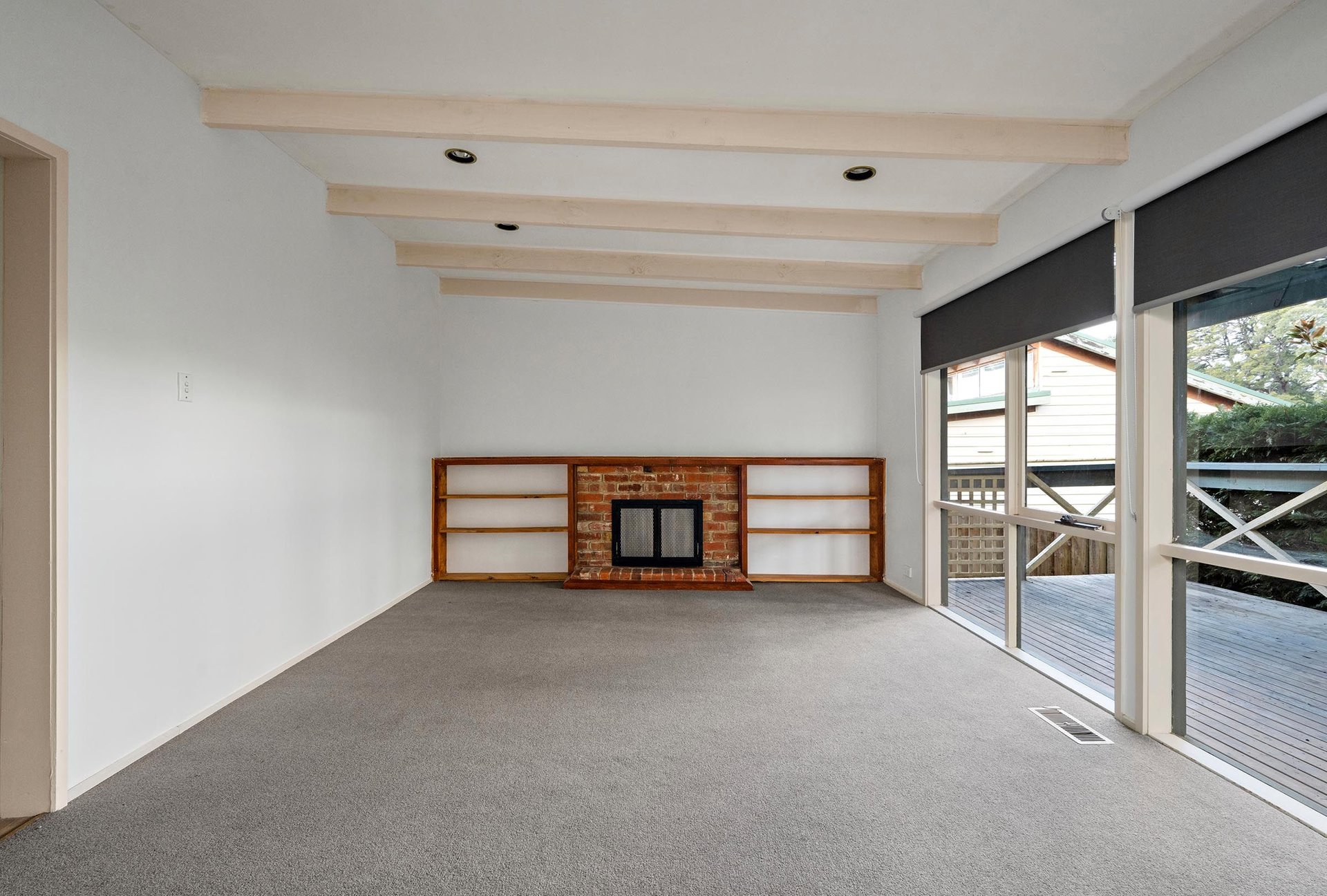 12 Wedderburn Crescent, Mount Evelyn image 2