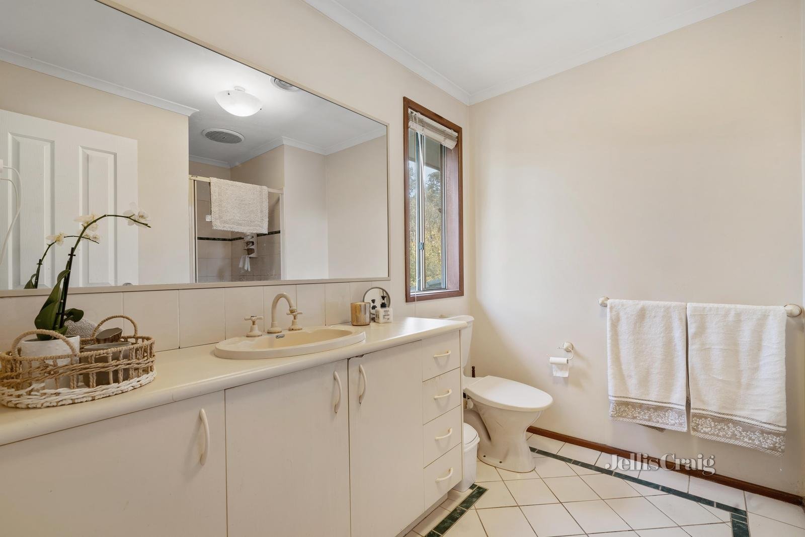 12 Willaura Place, Yallambie image 13