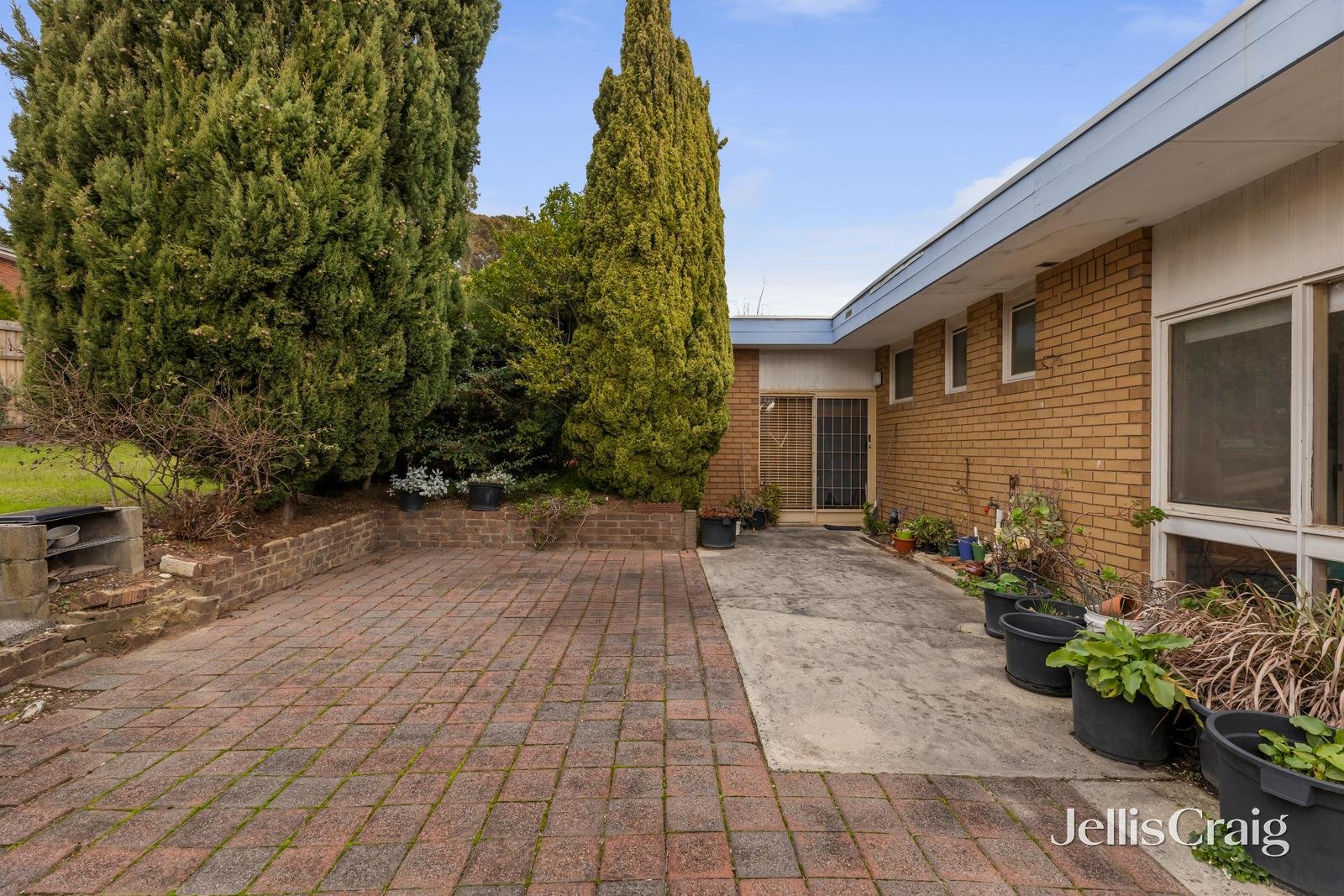 12 Windermere Avenue, Doncaster East image 9