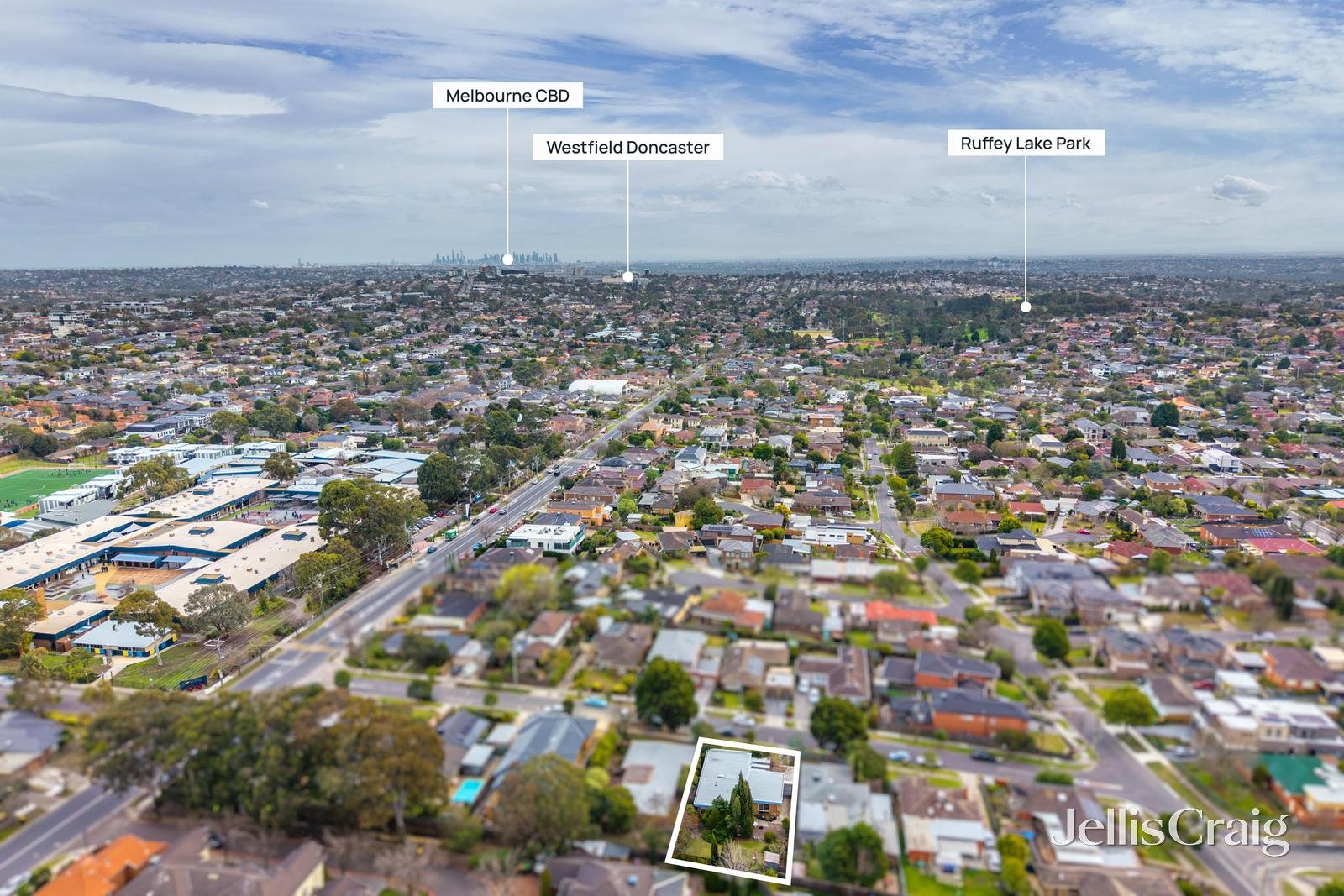 12 Windermere Avenue, Doncaster East image 11