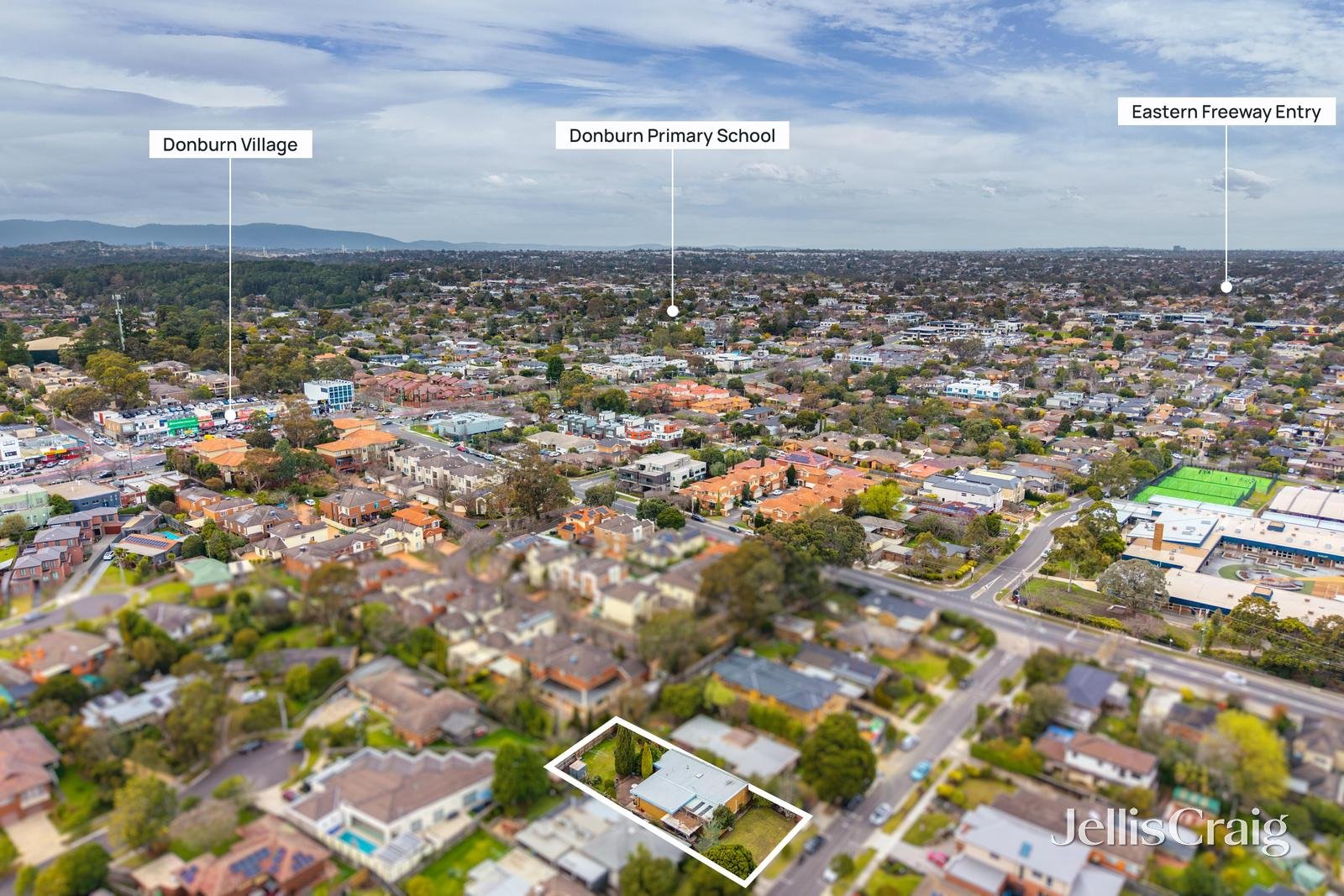 12 Windermere Avenue, Doncaster East image 14