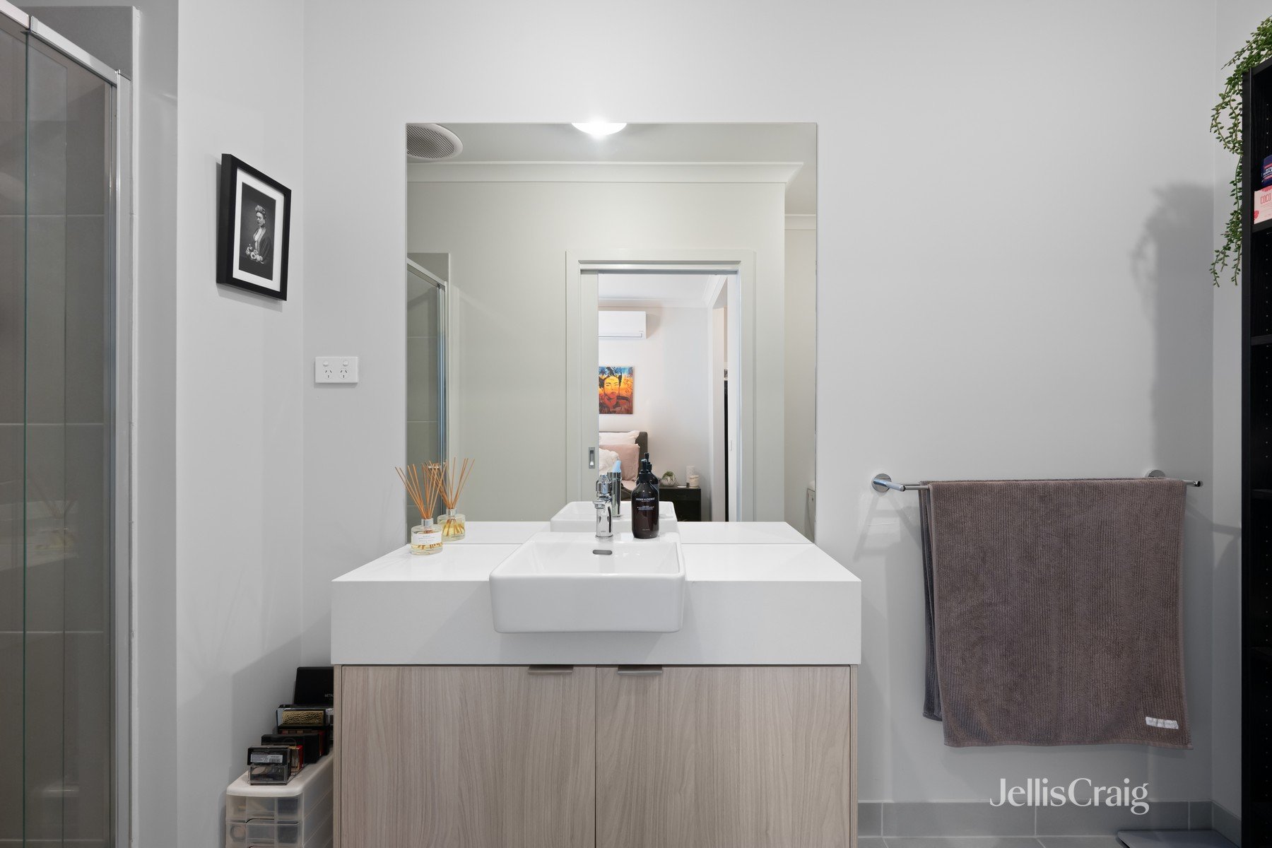 12 Woodhaven Walk, Wollert image 7