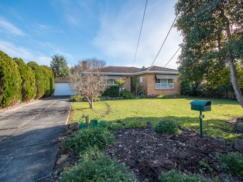 12 Wordsworth Street, Mooroolbark image 1