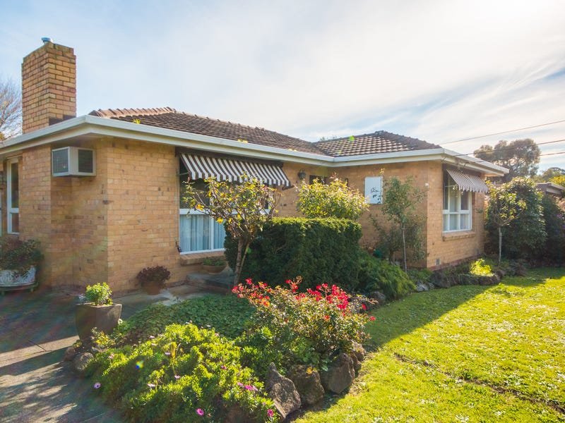 12 Wordsworth Street, Mooroolbark image 2