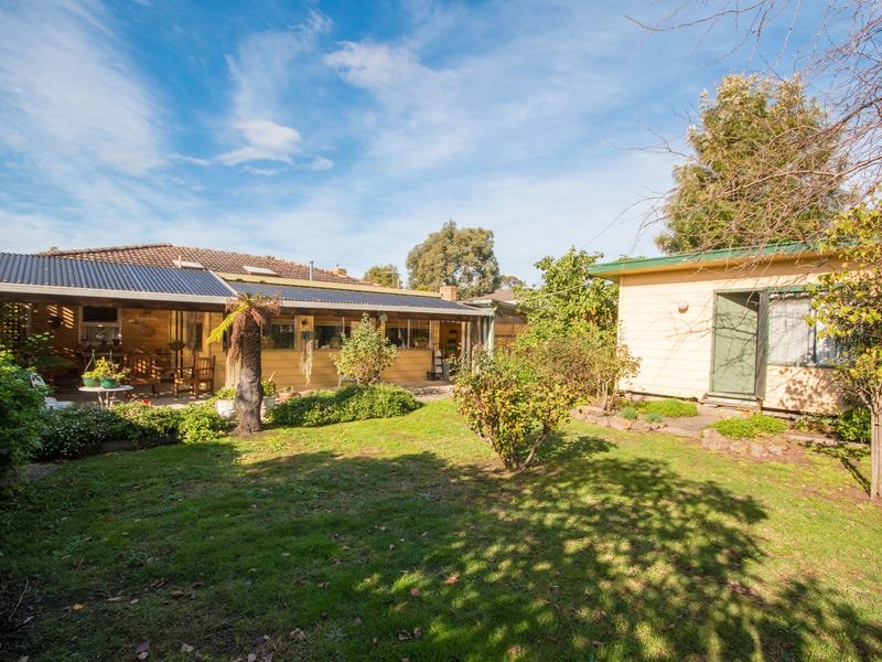 12 Wordsworth Street, Mooroolbark image 13