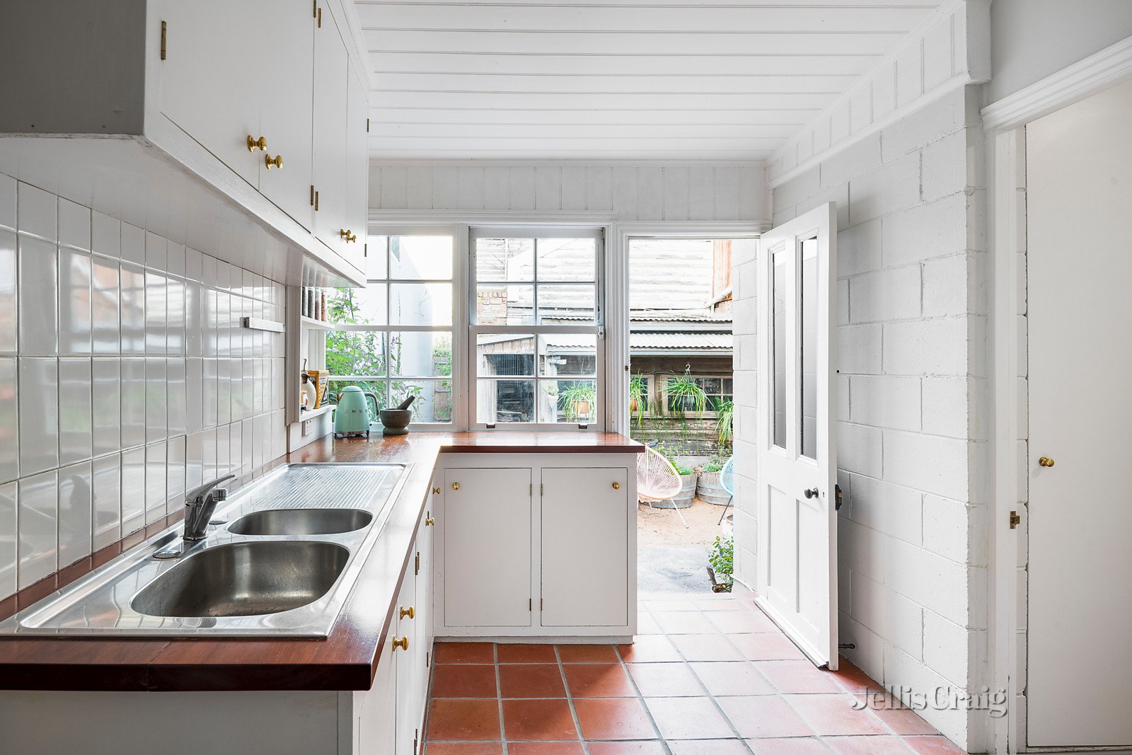 12 Yambla Street, Clifton Hill image 9