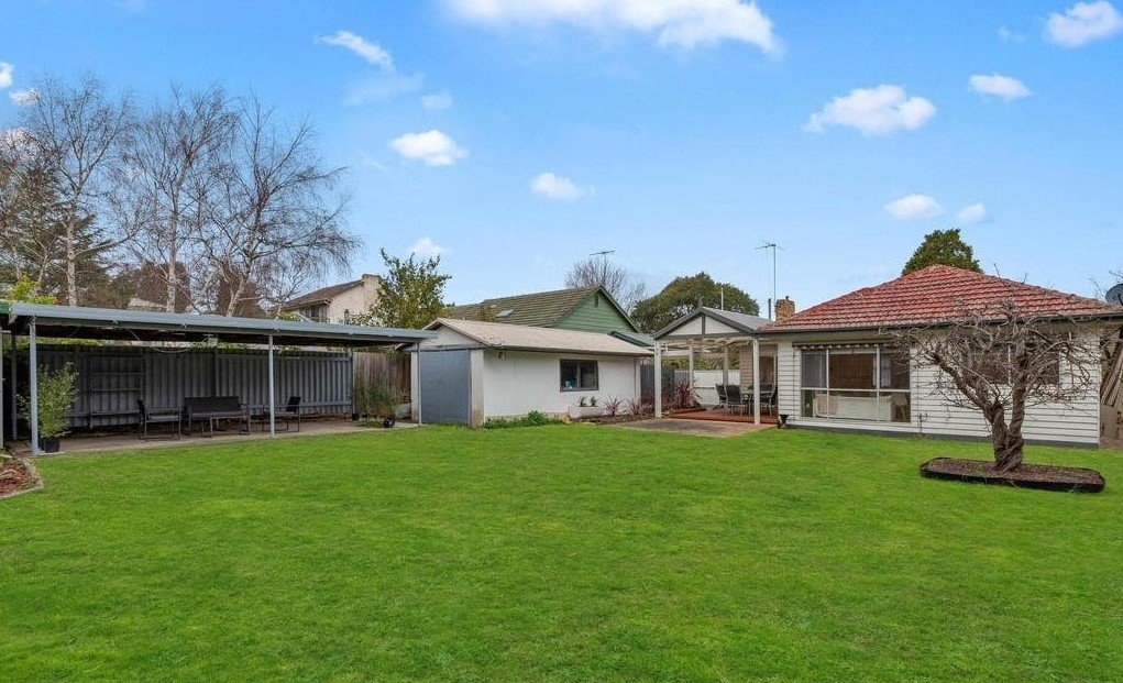 12 Yarmouth Street, Ringwood image 11