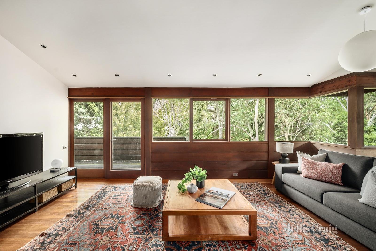 12 Yarra Street, Kew image 2