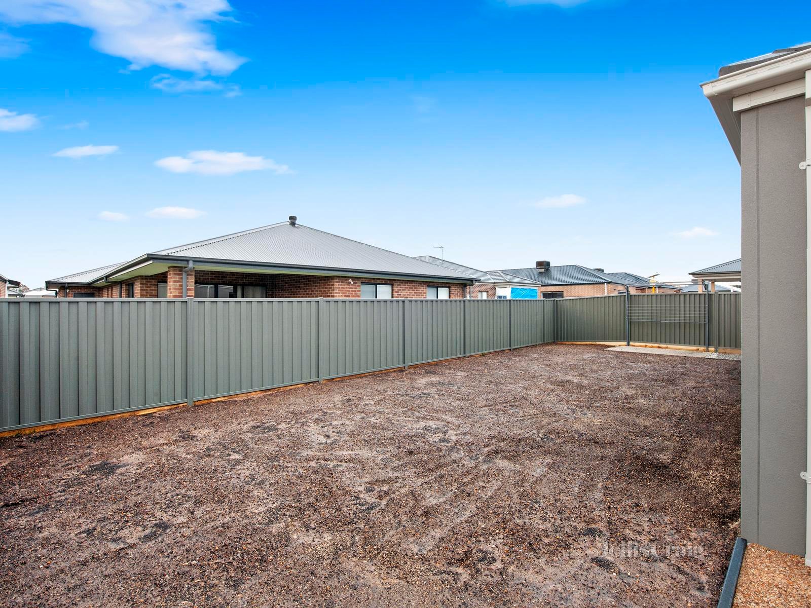 12 Zircon Street, Alfredton image 19