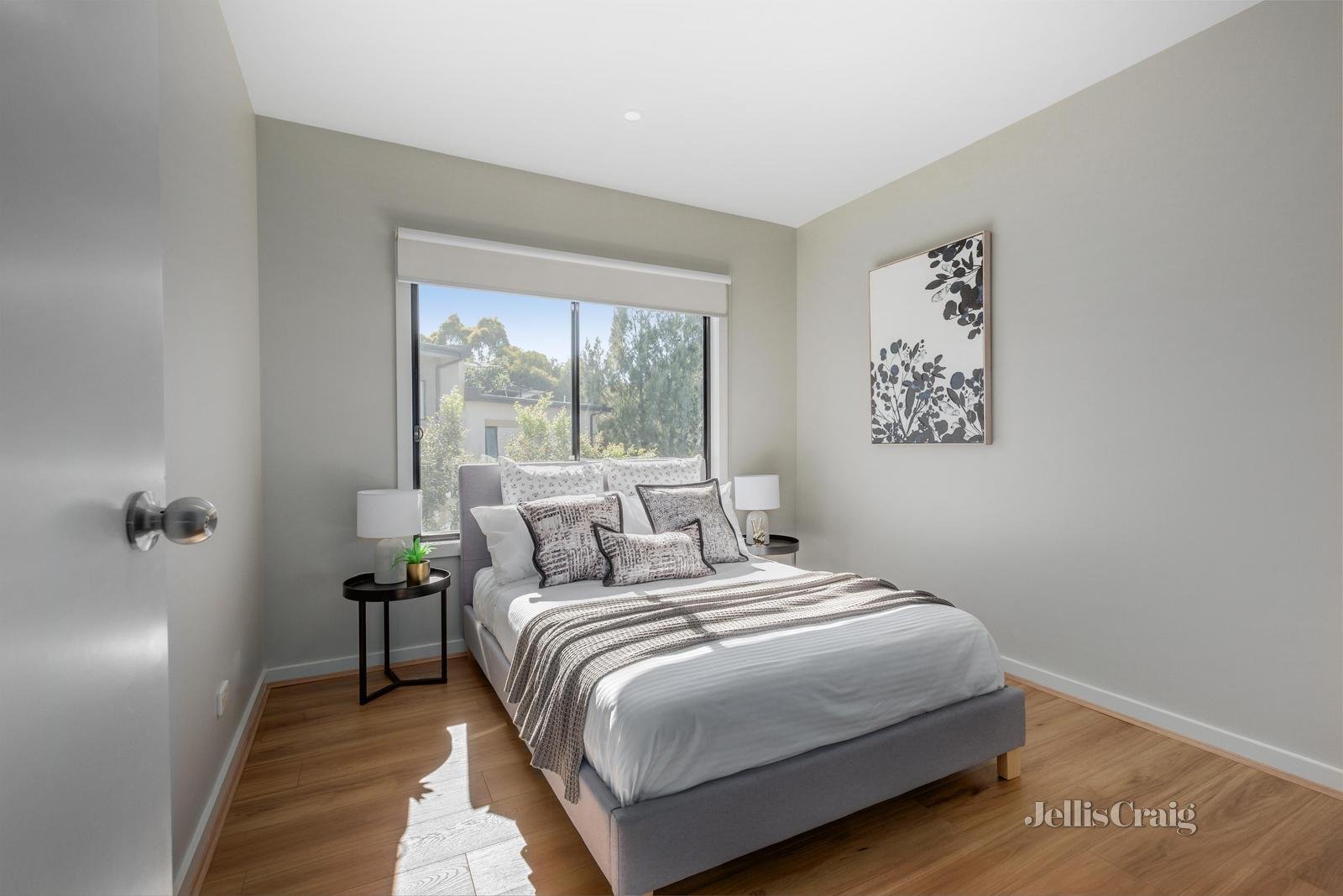 1/20-22 Hughes Street, Burwood image 5