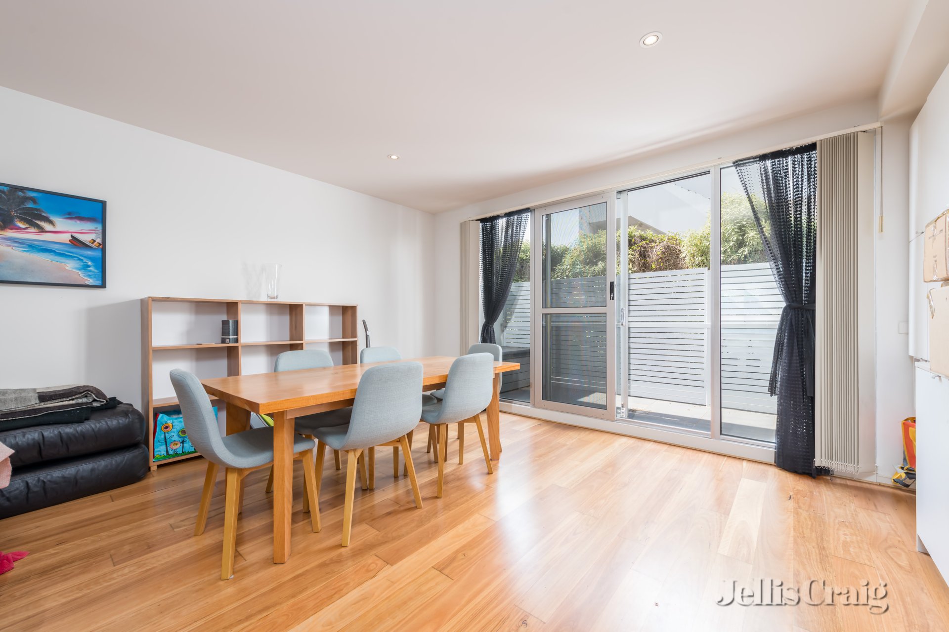 1/20 Byron Street, North Melbourne image 3