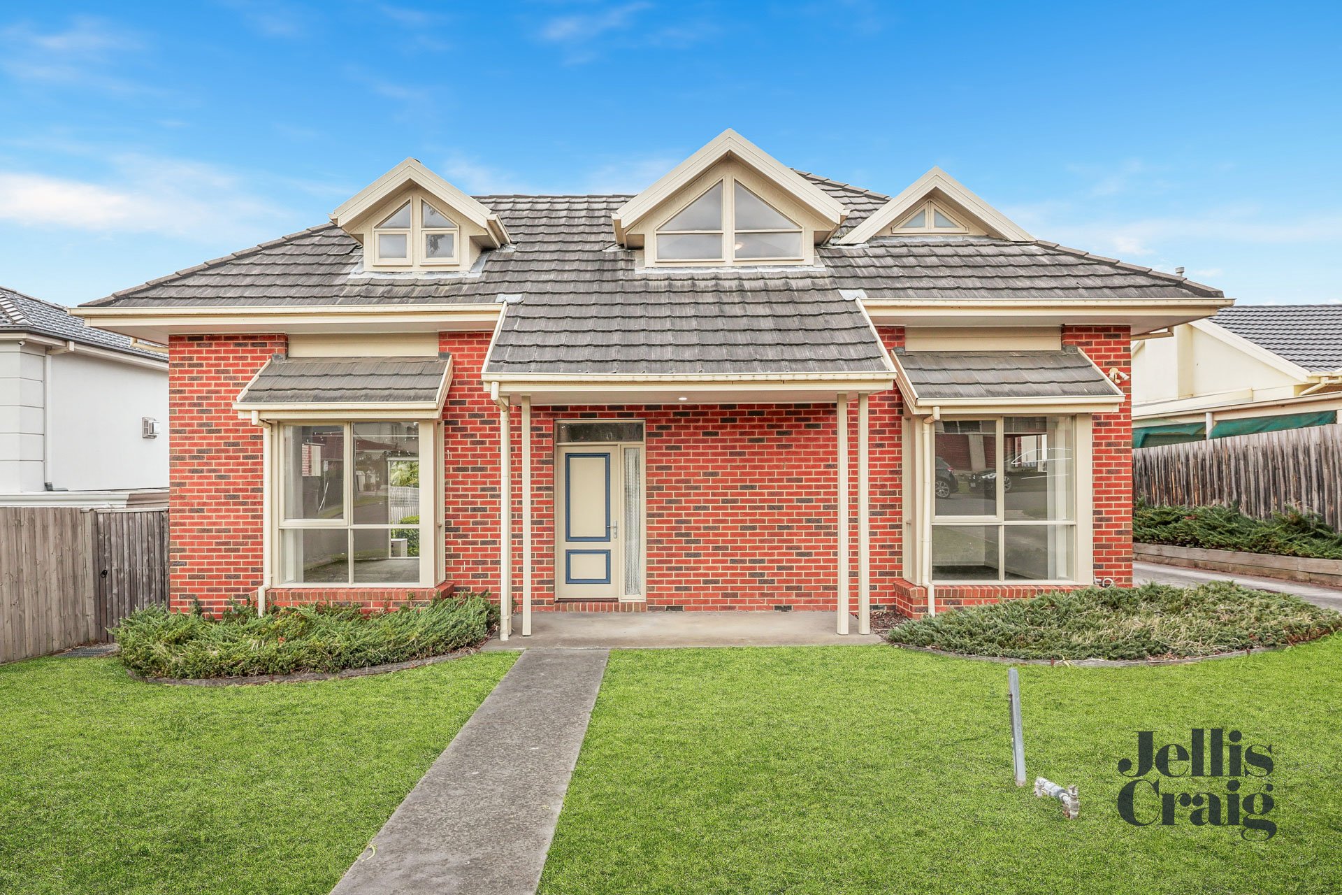 1/20 Danien Street, Glen Waverley image 1