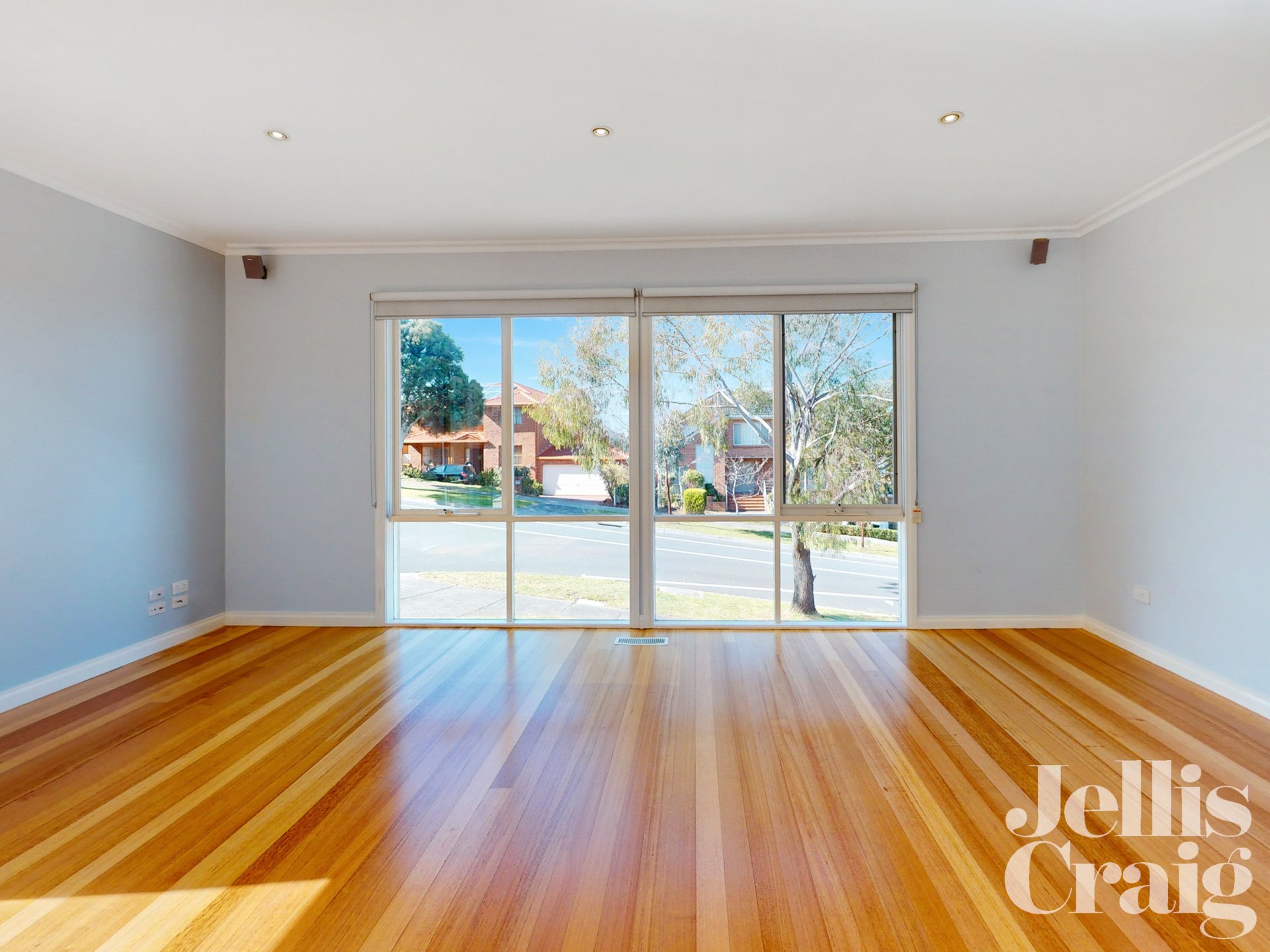 120 Grandview Road, Wheelers Hill image 4