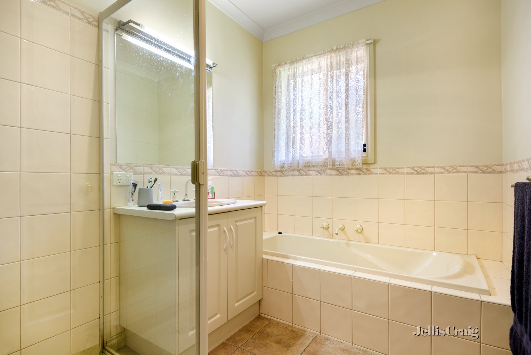 1/20 Inkerman Street, Newington image 8