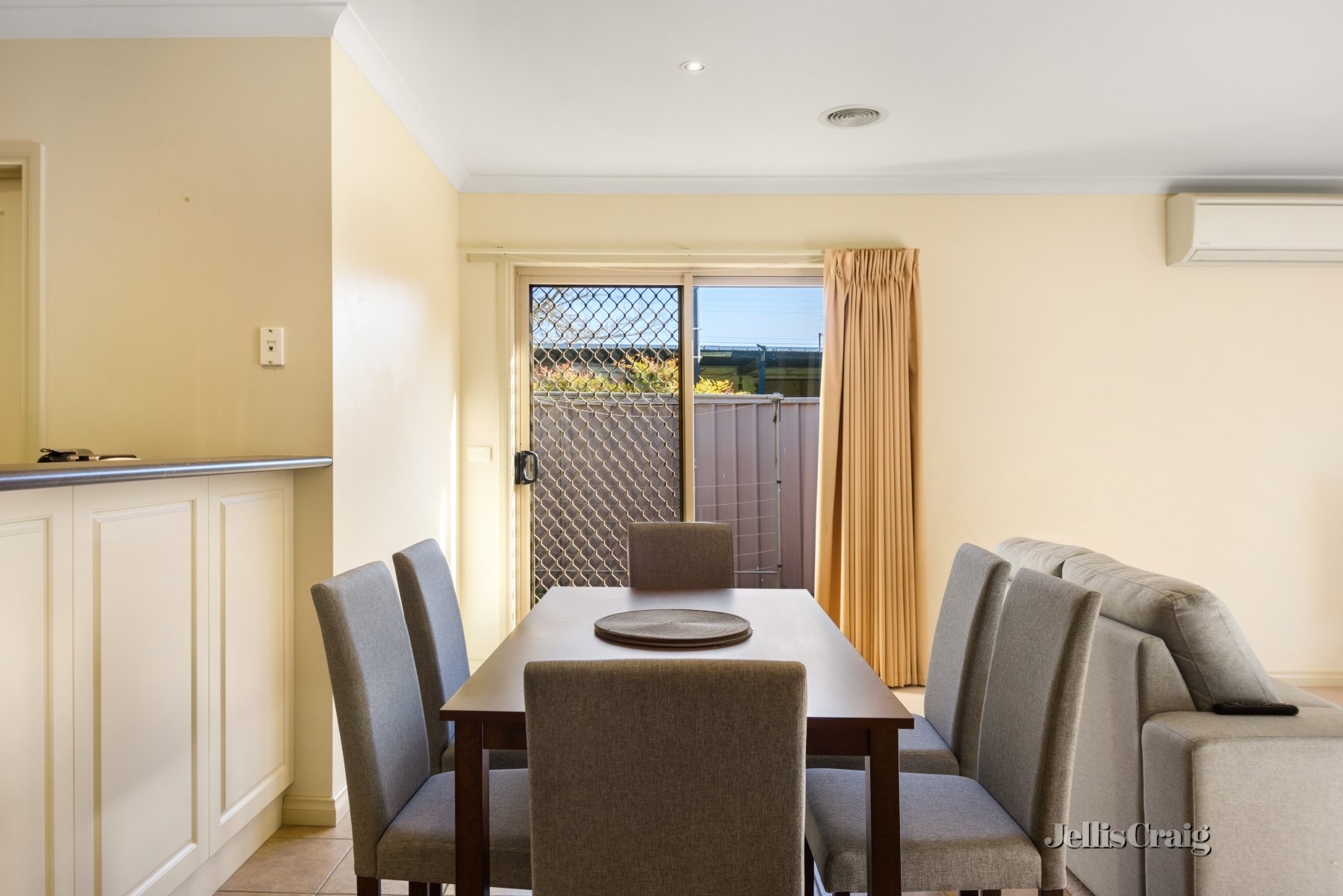 1/20 Inkerman Street, Newington image 4