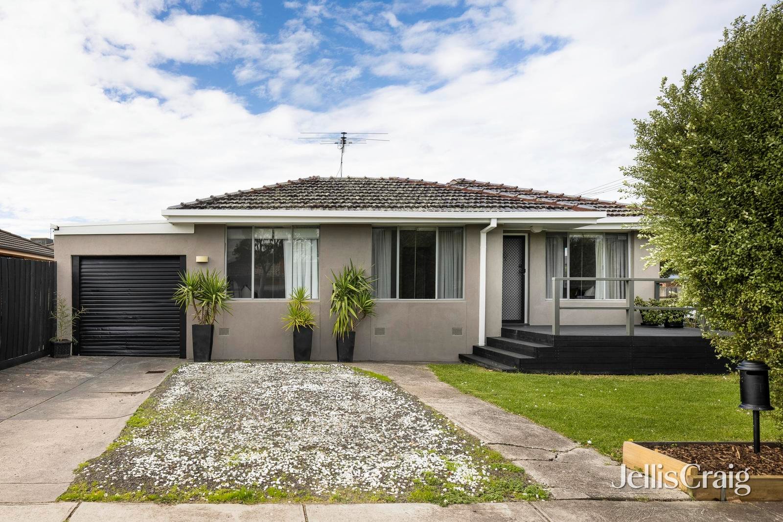 1/20 Invermay Street, Reservoir image 1