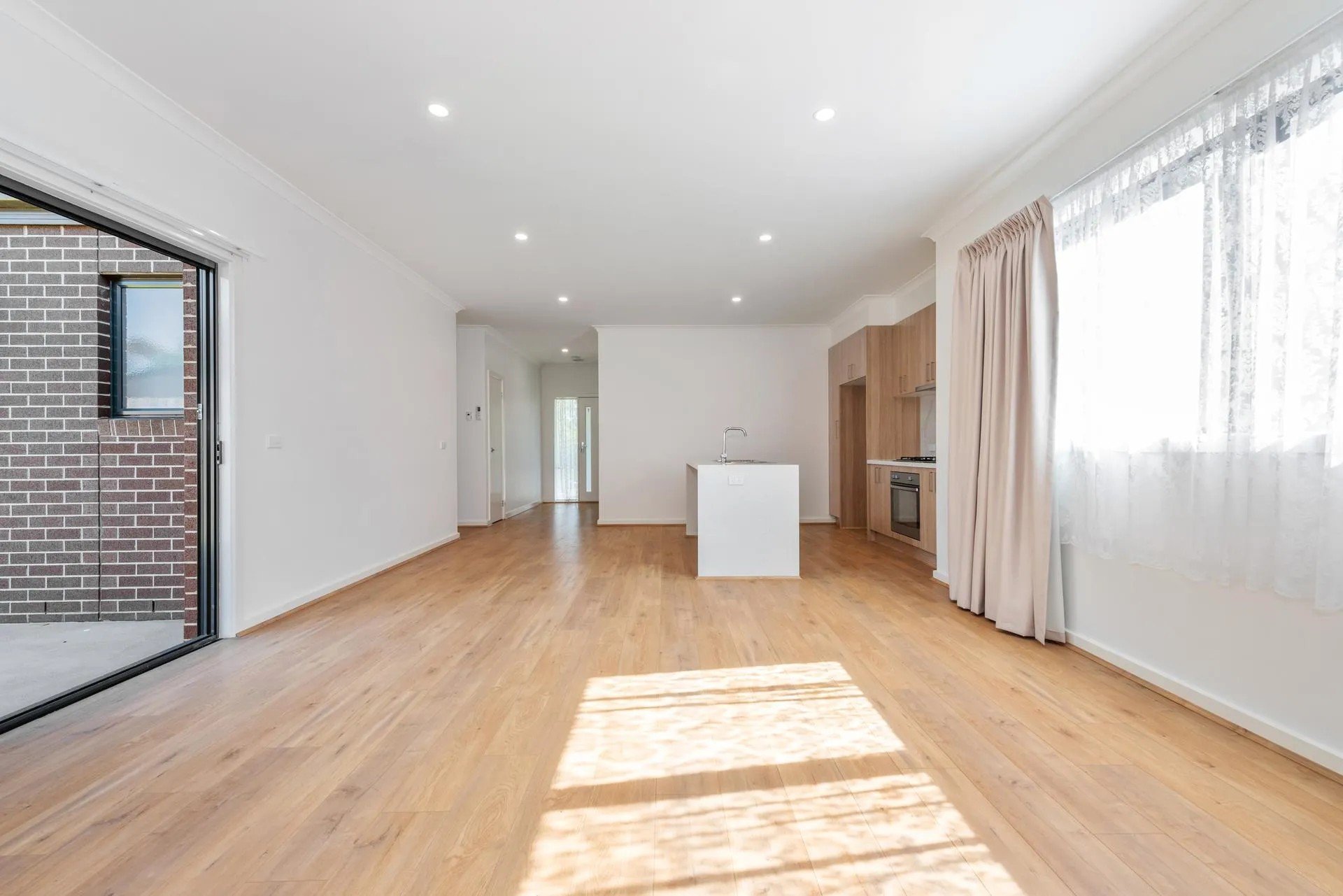 1/20 Laird Street, Croydon image 3