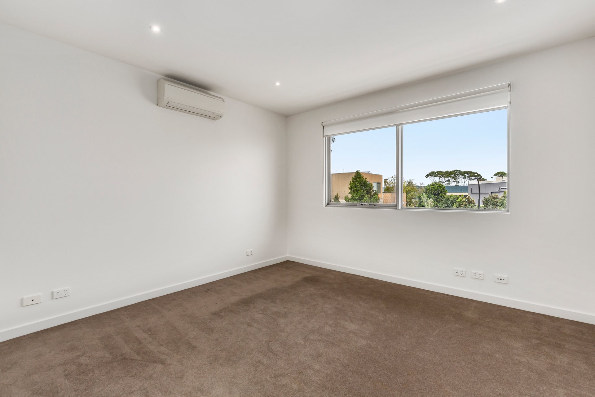 120 Oak Avenue, Mentone image 4