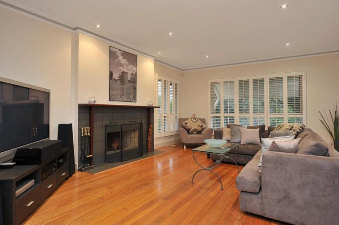 1/20 Orchard Crescent, Mont Albert North image 2
