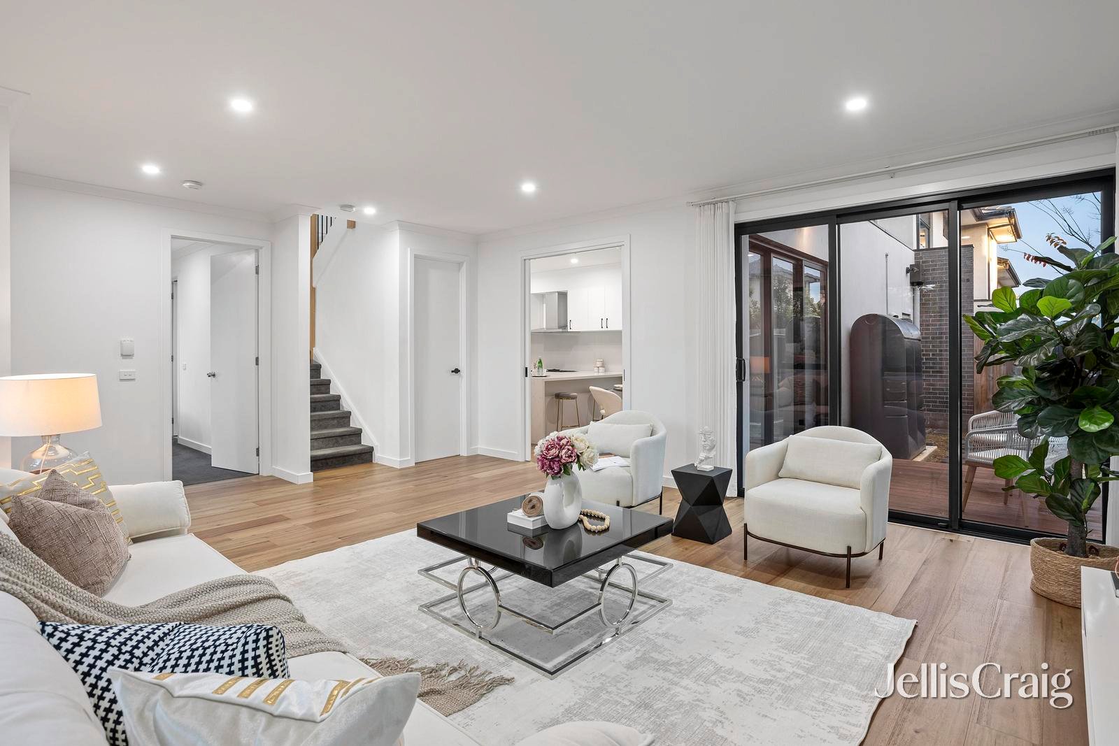 1/20 Talford Street, Doncaster&nbsp;East image 3