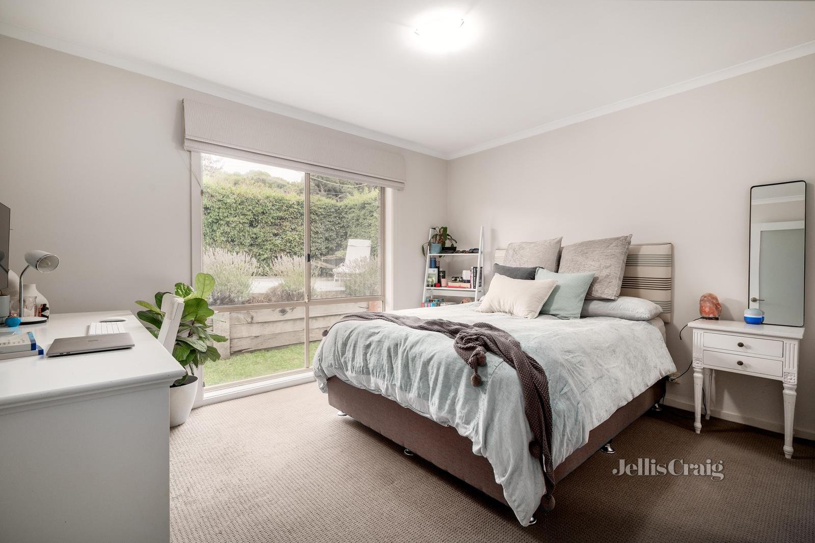 1/20 Torroodun Street, Mount Waverley image 5