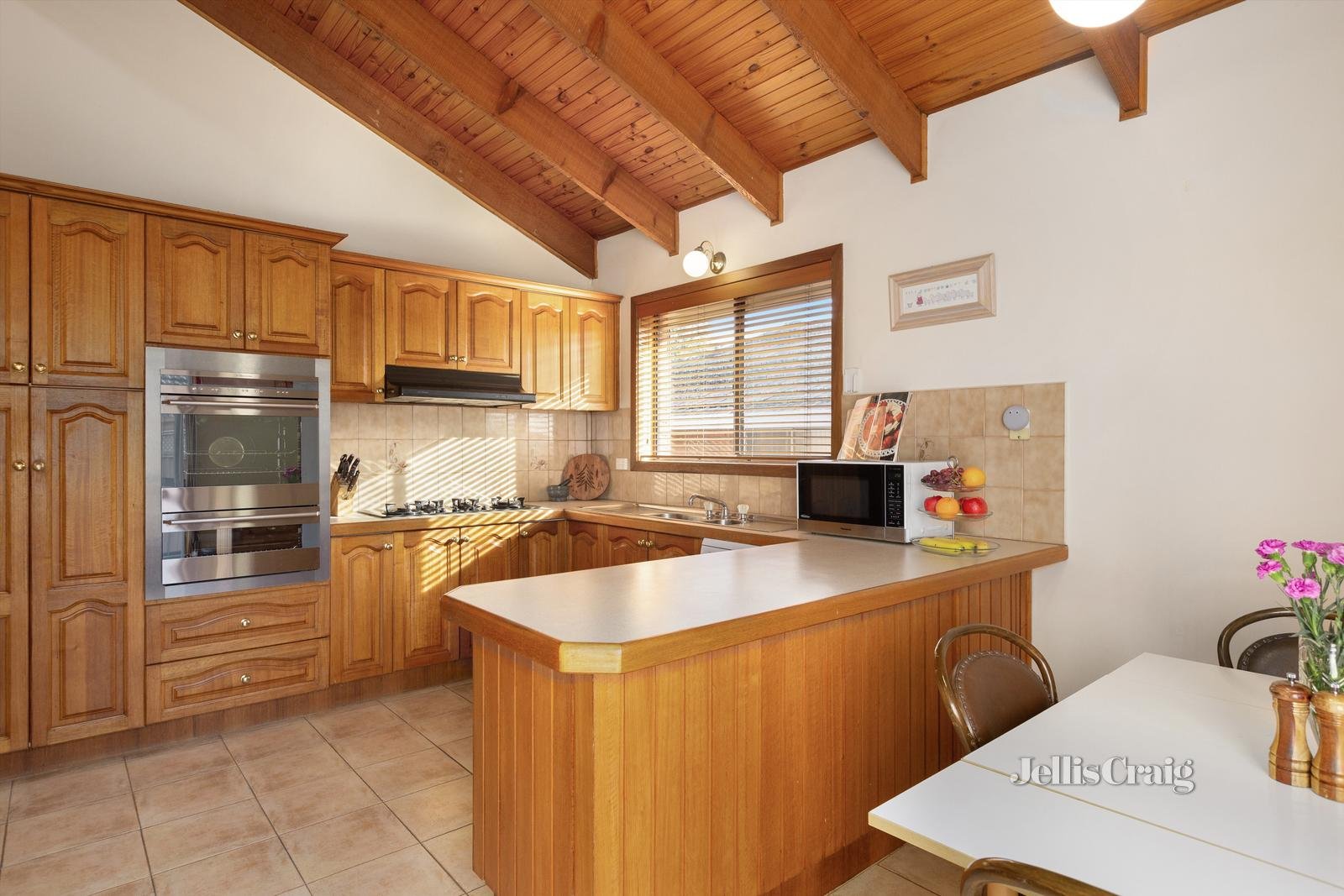 1/201 Burwood Highway, Burwood East image 4