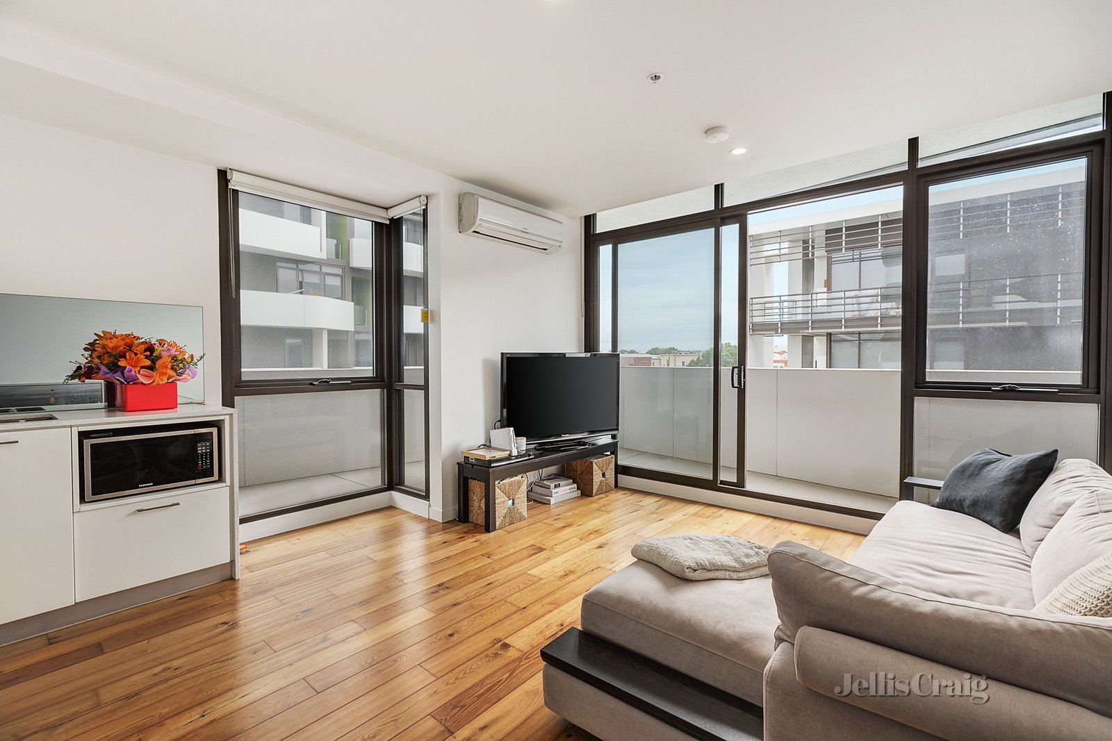 1201/176 Edward Street, Brunswick East image 1