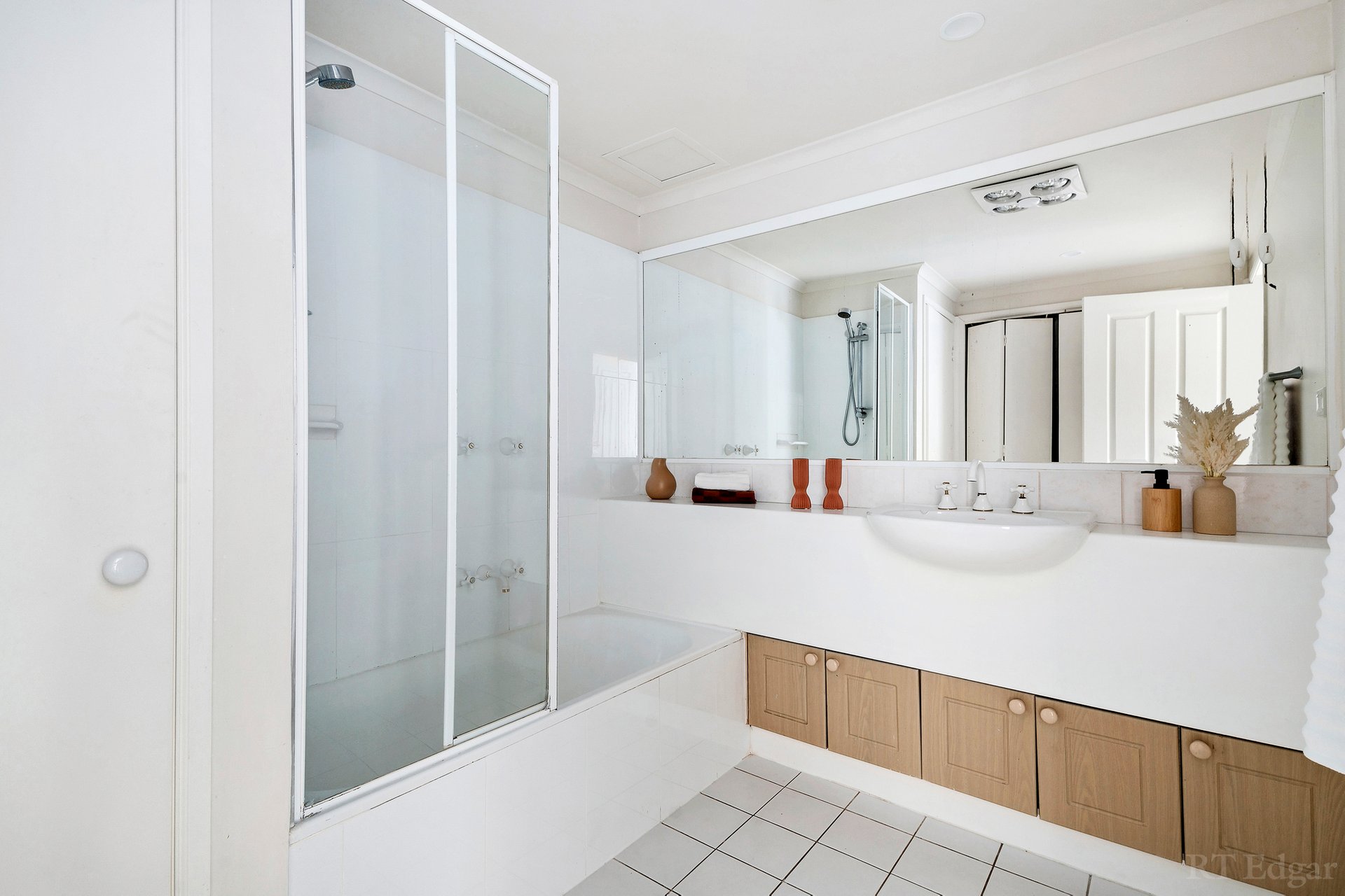 120/120 Sturt Street, Southbank image 9