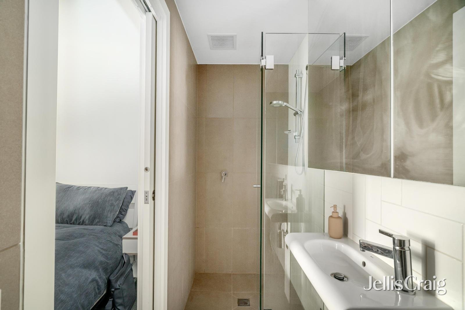 120/138 Camberwell Road, Hawthorn East image 4